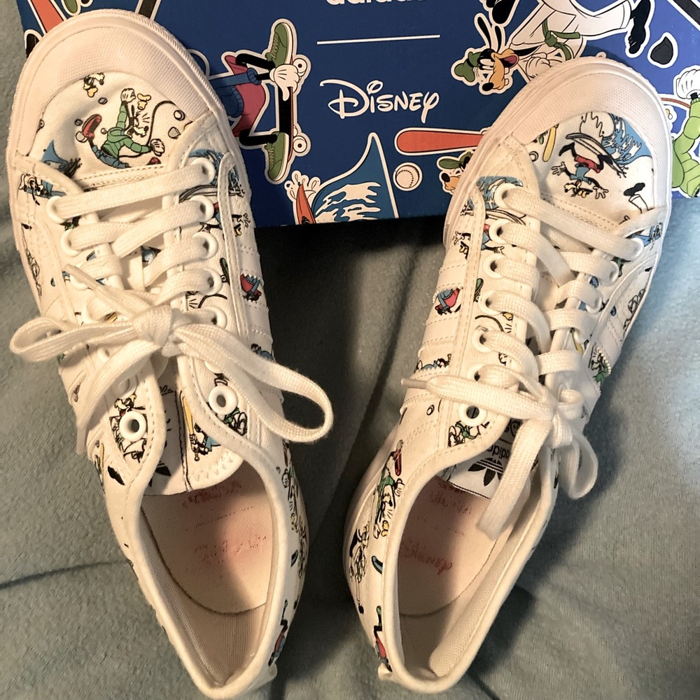 ADIDAS Nizza x Disney Sport Goofy EUC 9 mens